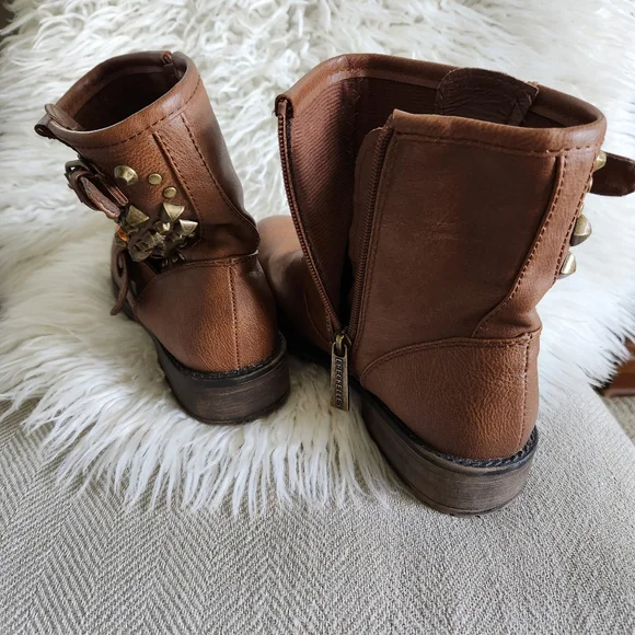 Breckelles Brown Ankle Boots with Gold Studs - Picture 2 of 9
